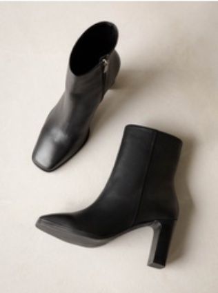 Bobbies Scarpe da donna: Bobbies Stiefeletten May – Usato da Chéserex venduto da Peva235