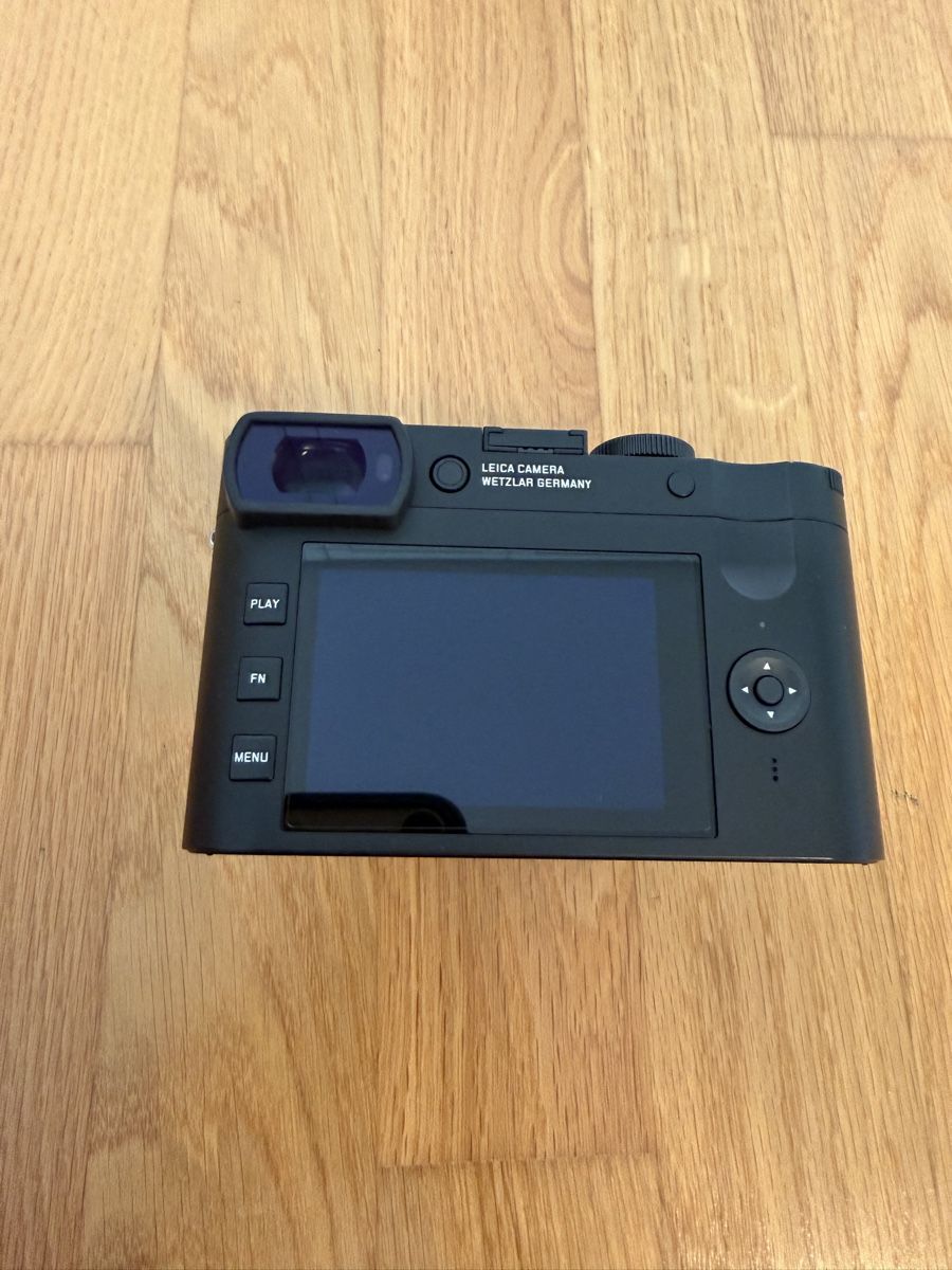 Leica Kamera: Leica Q2 Monochrom - Top Zustand – Gebraucht aus Jegenstorf von r_bue 4