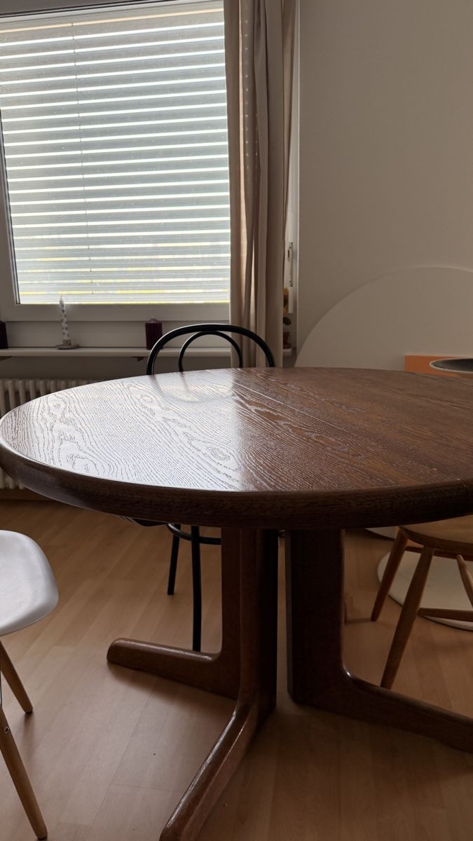 Tavoli: Esstisch rund – Usato da Winterthur venduto da anastasia.zuber 3
