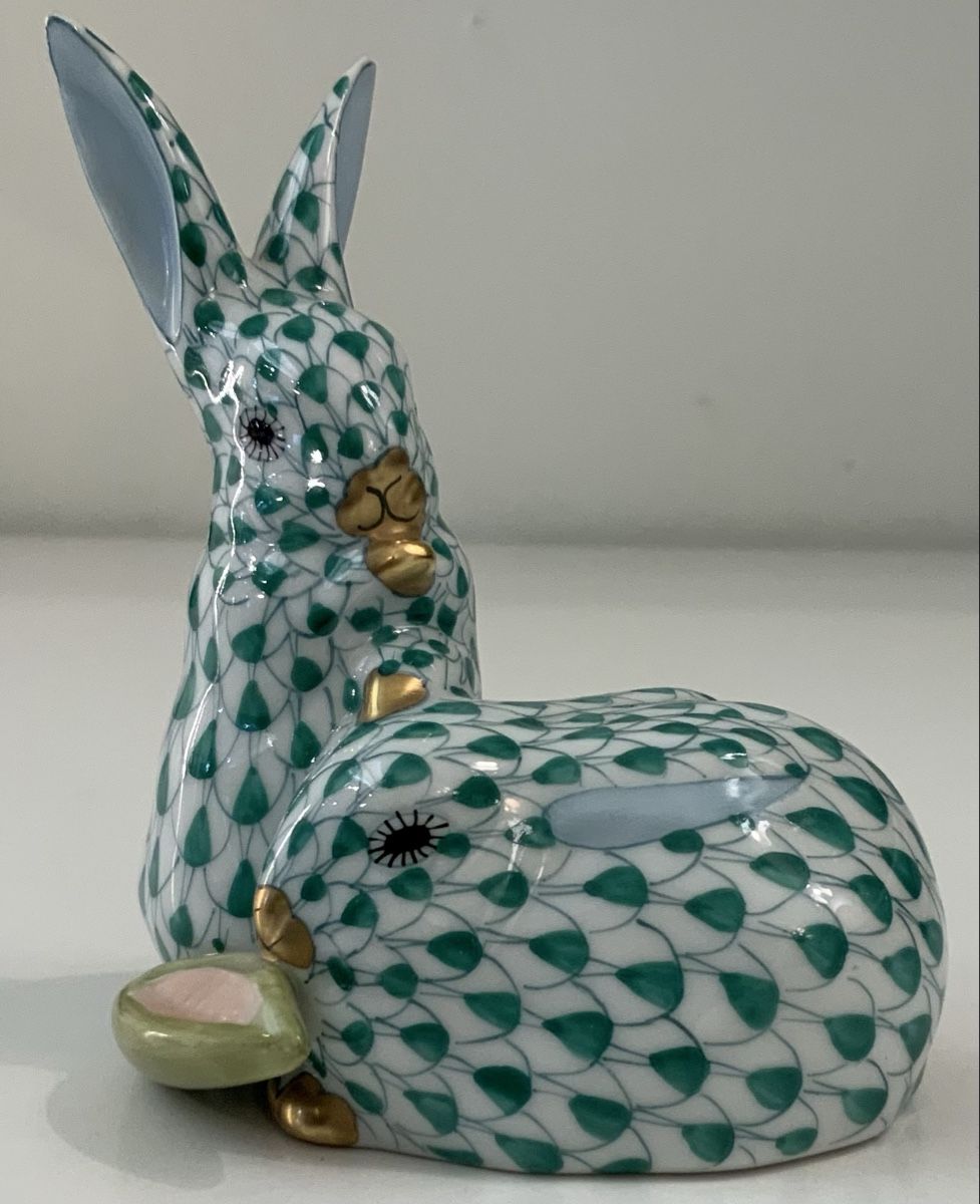 Herend Statuette: Duo de lapins Herend peint en vert – Usato da rolle venduto da Tontonjulot