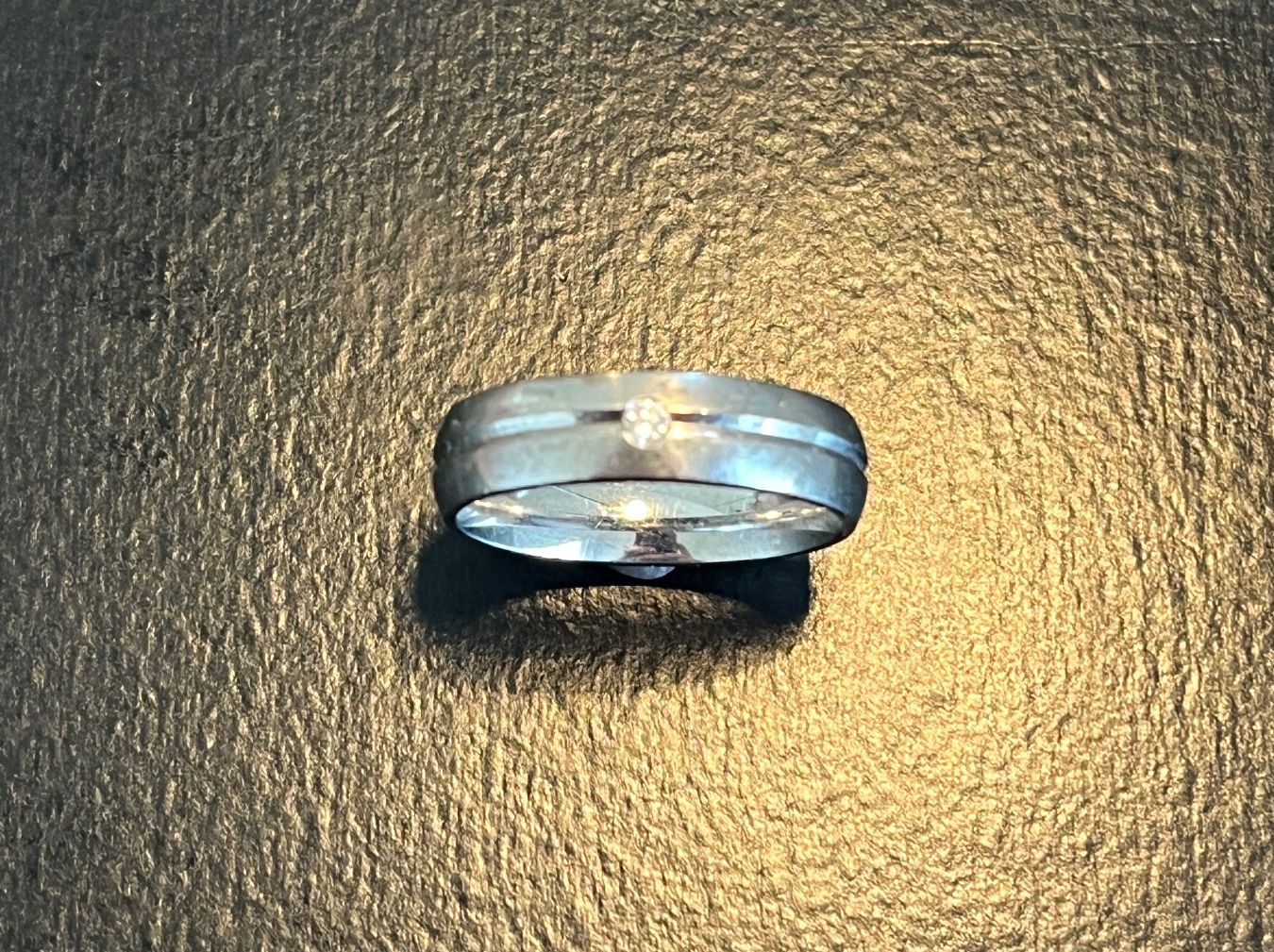 Anelli: Goldring 750 mit Brillant – Usato da Ossingen venduto da Silver-collector