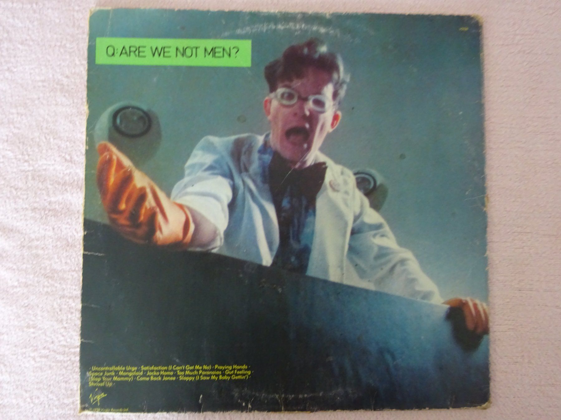 Schallplatten: DEVO ** Q ARE WE NOT MEN? – Gebraucht aus Luzern von xrayspex99