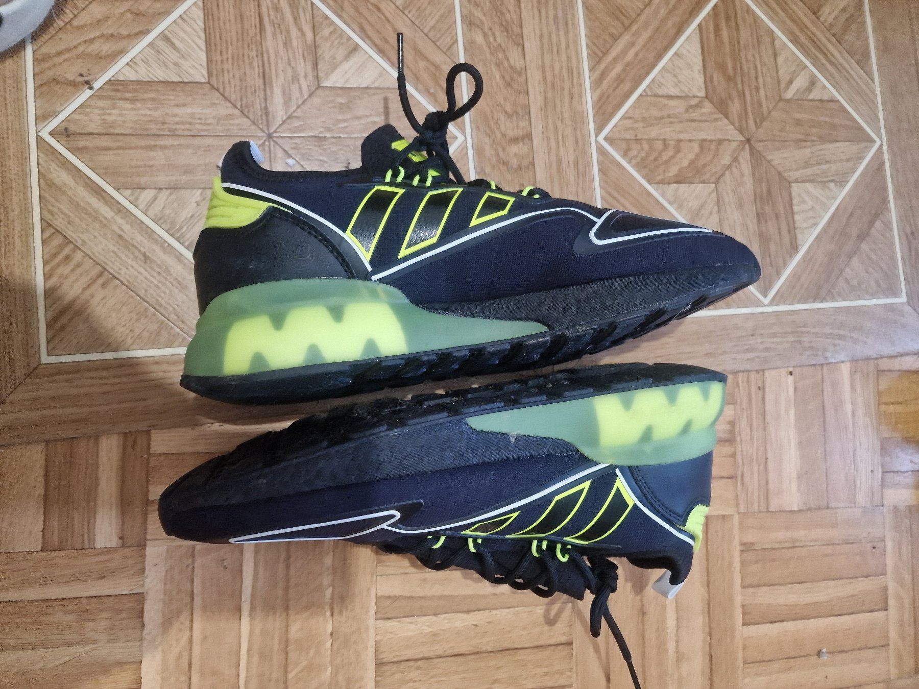 Adidas Scarpe da uomo: Chaussure Adidas Original – Usato da Mont-sur-Lausanne venduto da Didinho 4