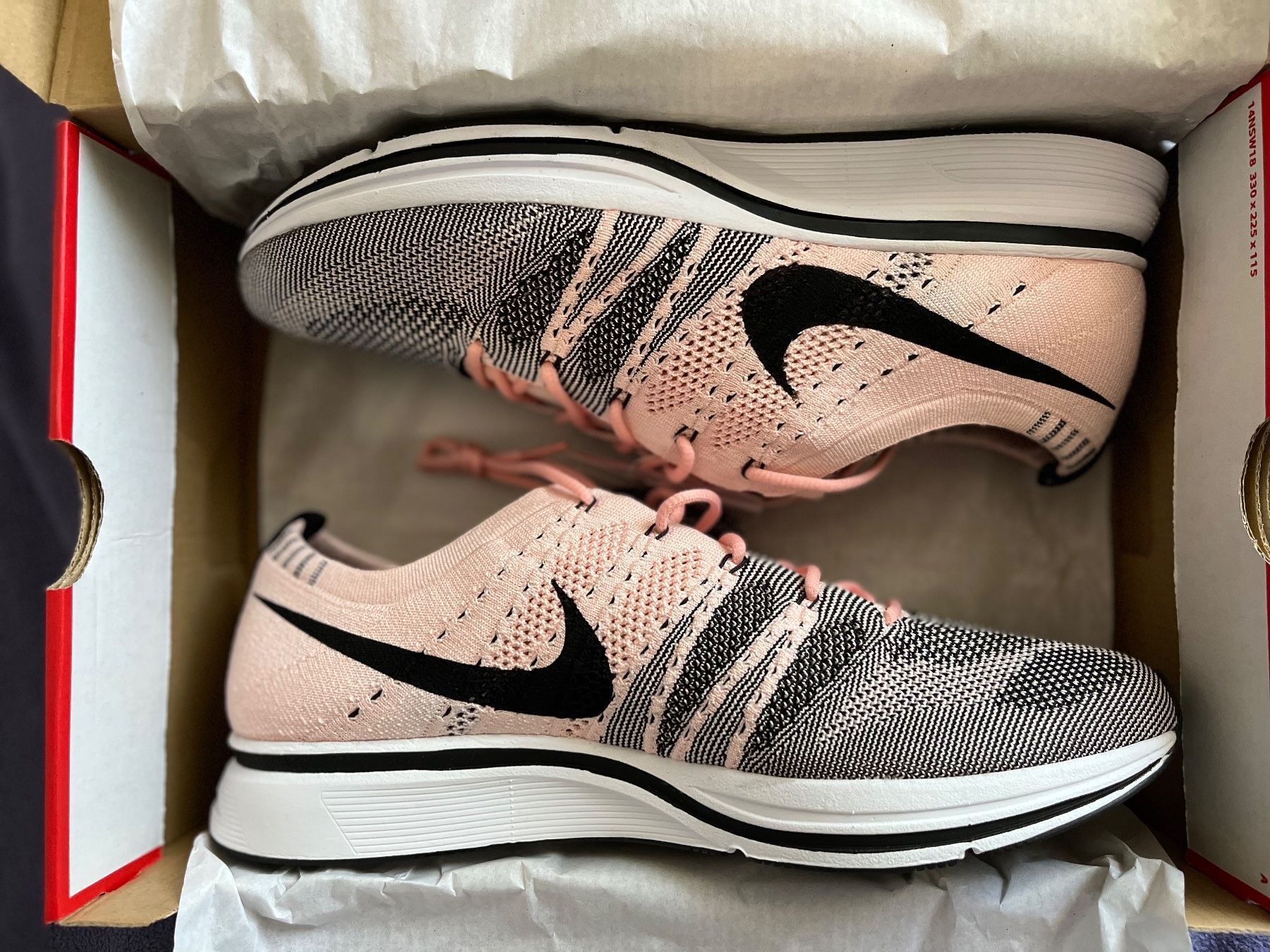 Nike Scarpe da uomo: Nike Flyknit Trainer Sunset Tint – Nuovo e nell'imballaggio originale da Muri AG venduto da lo.ren93