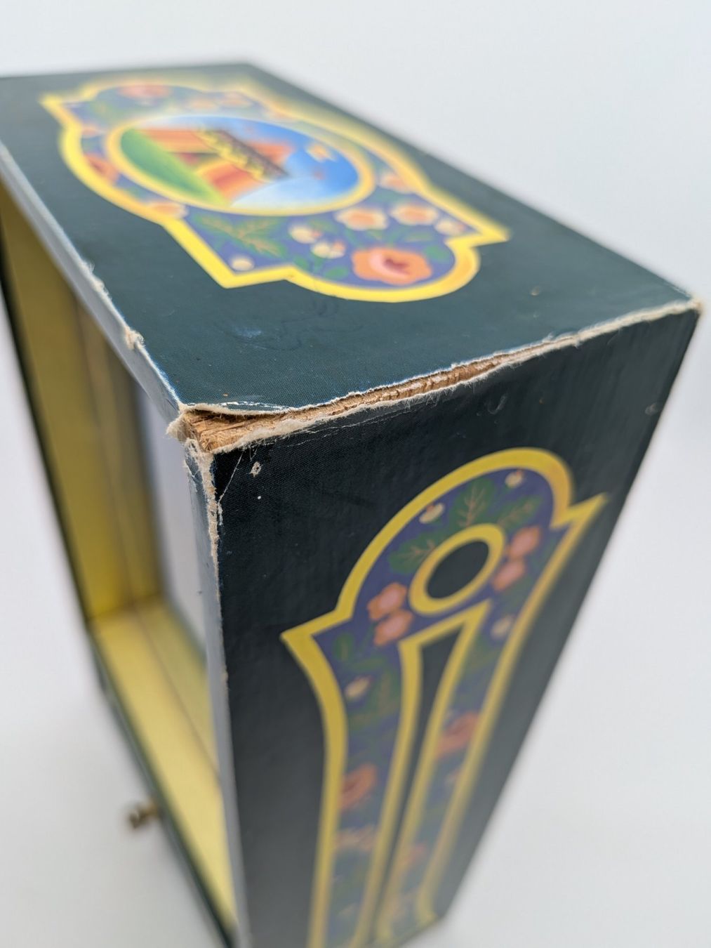 Spieldosen: Musikdose Magic Circus Japan – Gebraucht aus Emmen von magelan 2