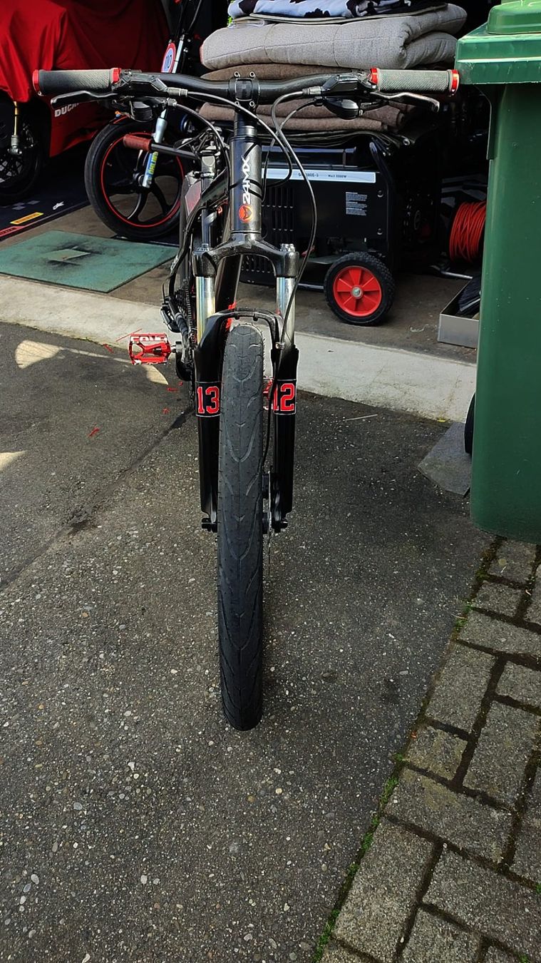 Vélos: Fahrrad – D'occasion à Full-Reuenthal par Ladypaint 3