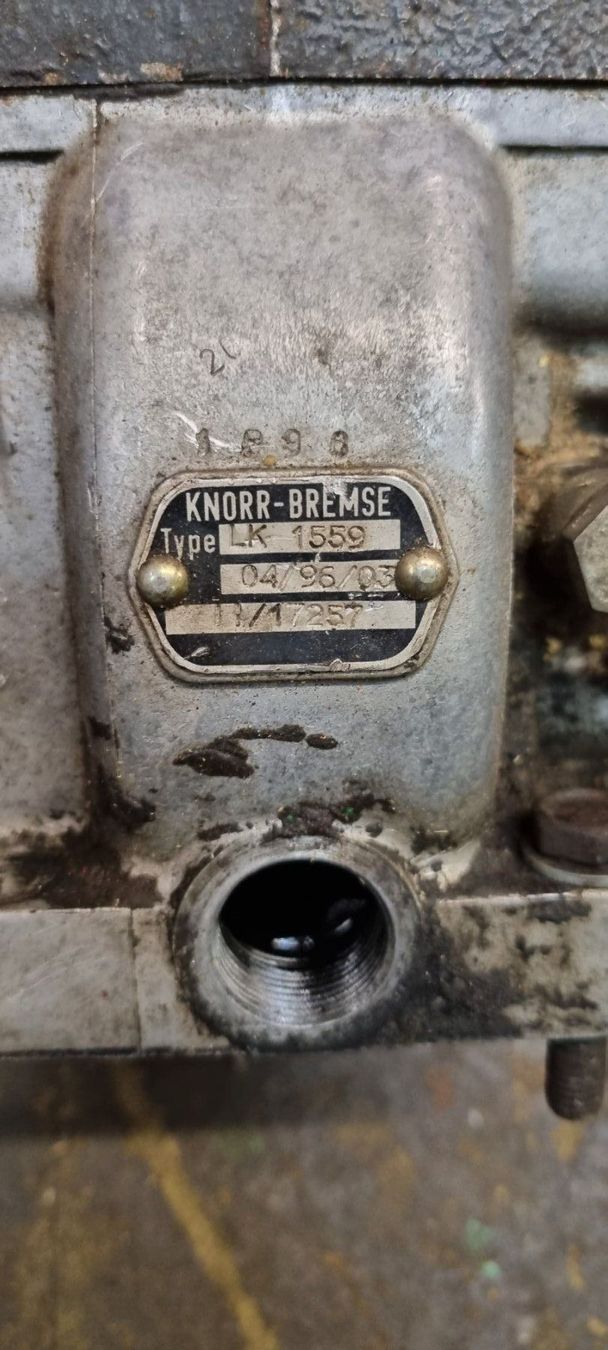 Trattori: IHC Druckluftbremssatz – Usato da Kirchlindach venduto da Rainer_Zufall_3 4