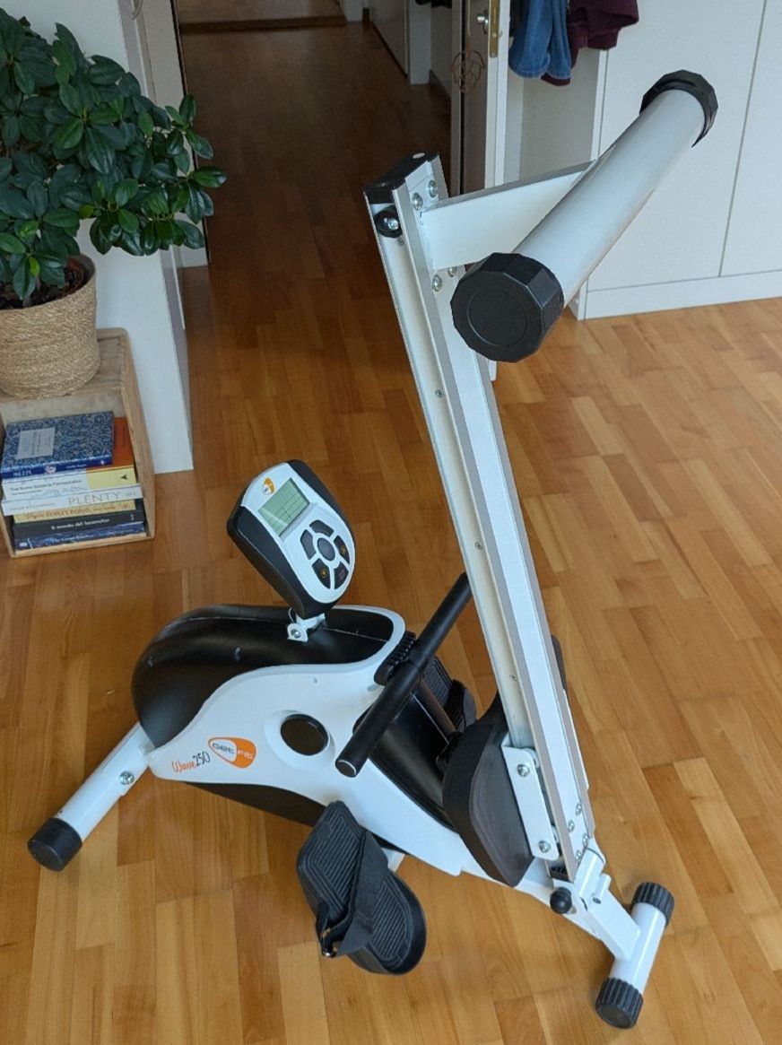 Hometrainer: Rower GetFit Wave 250 – Usato da Zürich venduto da gia_fgp9 1
