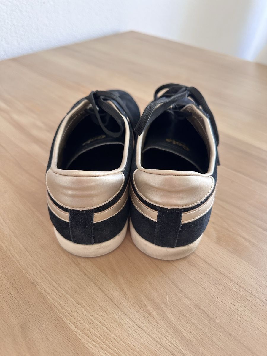 Scarpe da donna: Gola Sneaker Gr. 40 schwarz/gold – Usato da Watt venduto da mosi72 2