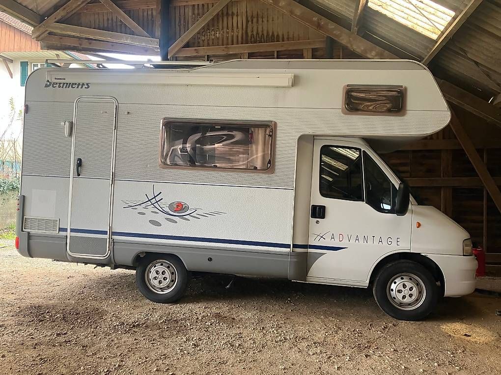 Fiat Camping Fahrzeuge: Fiat Ducato Dethleffs – Gebraucht aus Zollikofen von lougeli