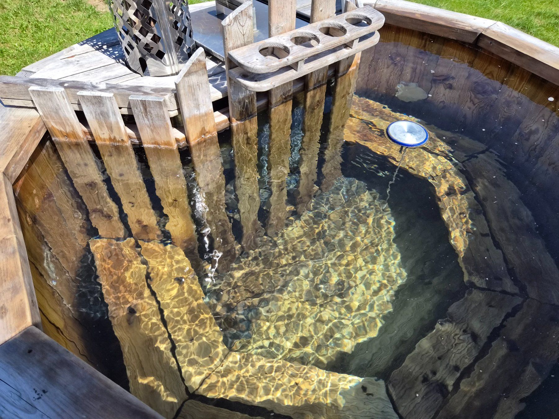 Whirlpool: Hotpot – Usato da Nottwil venduto da TB28 4