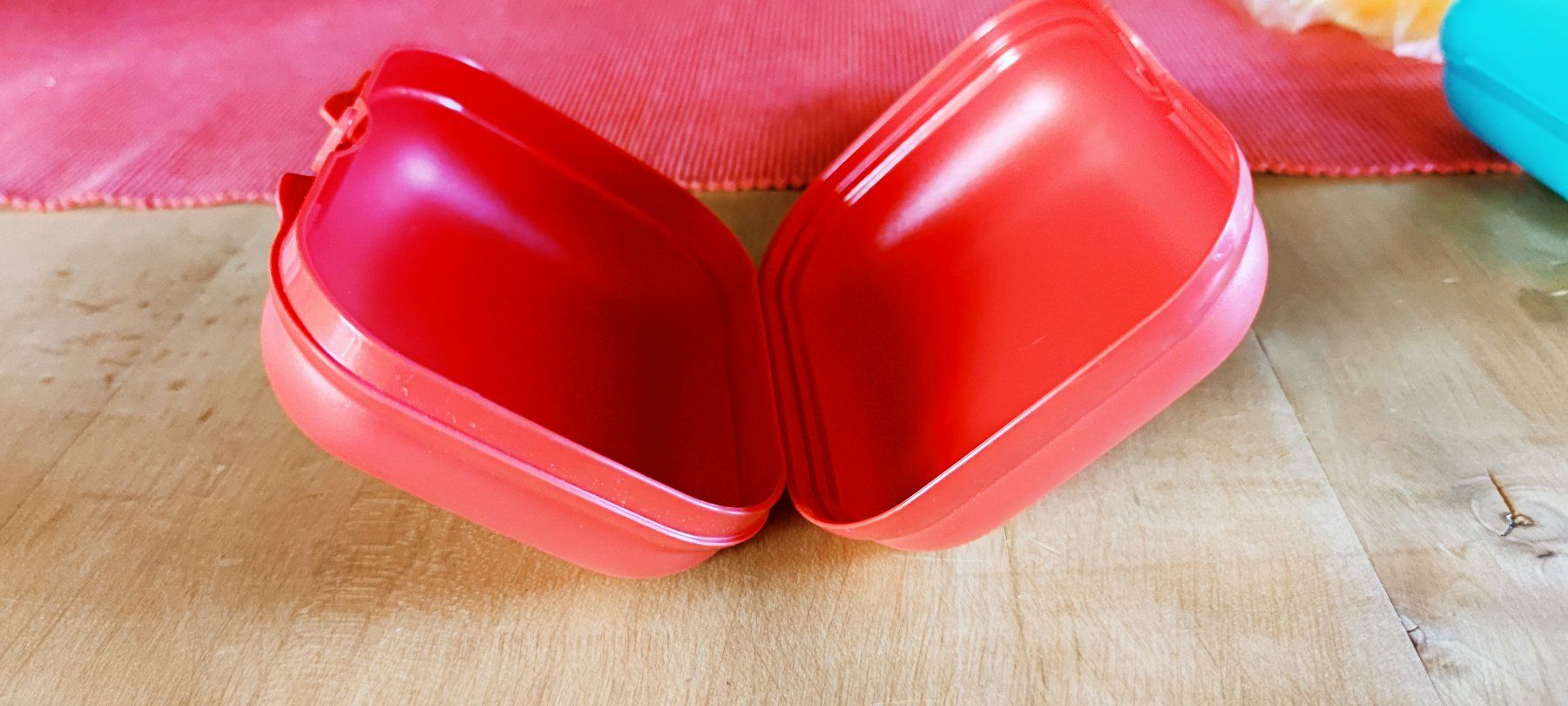 Tupperware Contenitori & Simili: Tupper Zwilling Rot – Nuovo e nell'imballaggio originale da Schweizersholz venduto da fuchs06 2