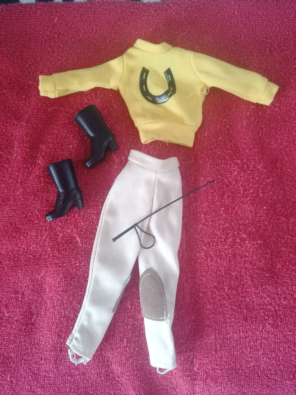 Bambole: Vêtements Barbie 80 s – Usato da St-Prex venduto da ojo_b2tx 1