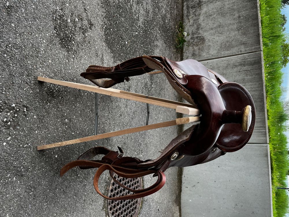 CHALLENGER Horse Western-Sattel Zubehör – 25-strängiger Seilgurt, 86,4 Cm, Schwarz, Mit D-Ringen