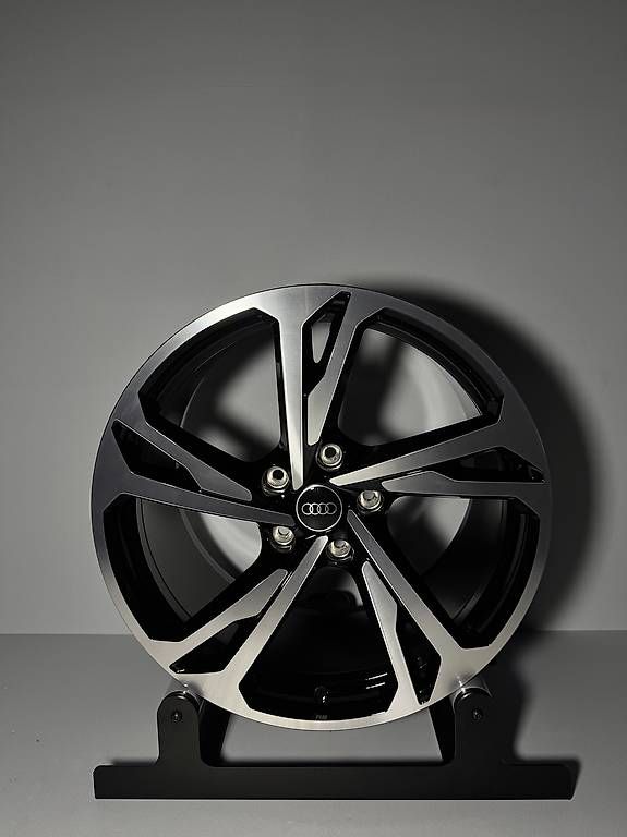 Pneumatici & Ruote complete: Jantes Audi E-tron GT – Usato da Genève venduto da MB-Jantes