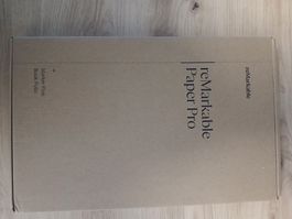 reMarkable Paper Pro met Book Case Basalt