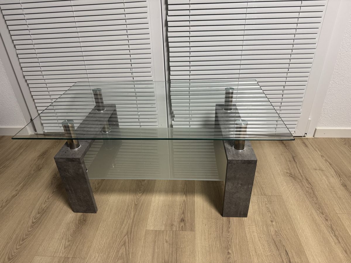Conforama Tavoli: Table Basse en verre – Usato da Avenches venduto da ale_8js2