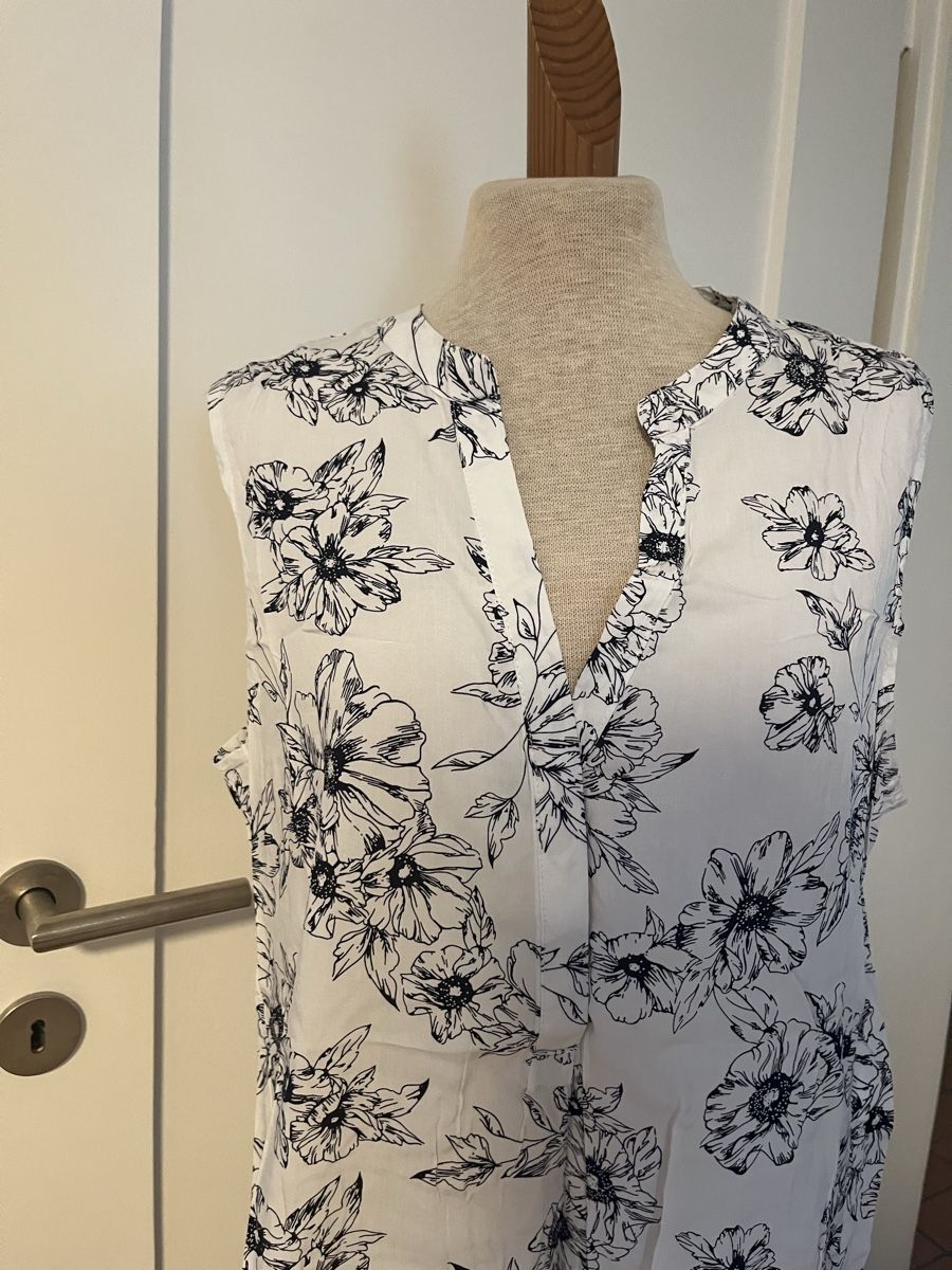 Camicette: Sommerliche Bluse mit Blumenmuster, Gr. M von Amisu – Usato da Zürich venduto da Brobin 1