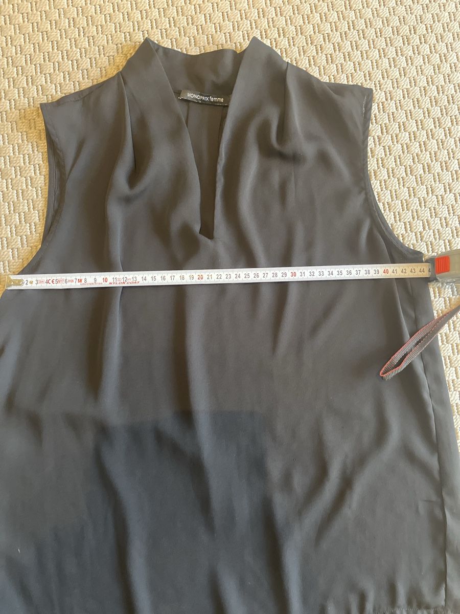 Chemisiers: Bluse schwarz ärmellos, Monoprix, 36/38 – D'occasion à Solothurn par Bobesch08 4