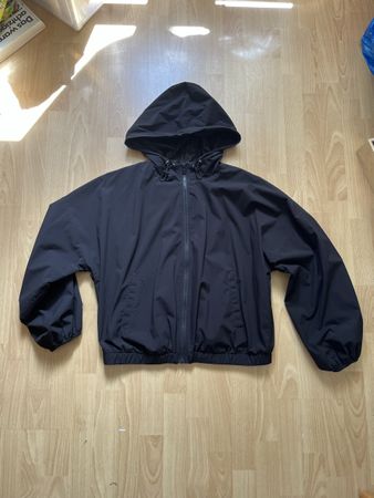 United Colors of Benetton Jacke L schwarz mit Kapuze 