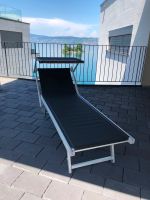 Bequeme Aluminium-Sonnenliege mit Sonnendach