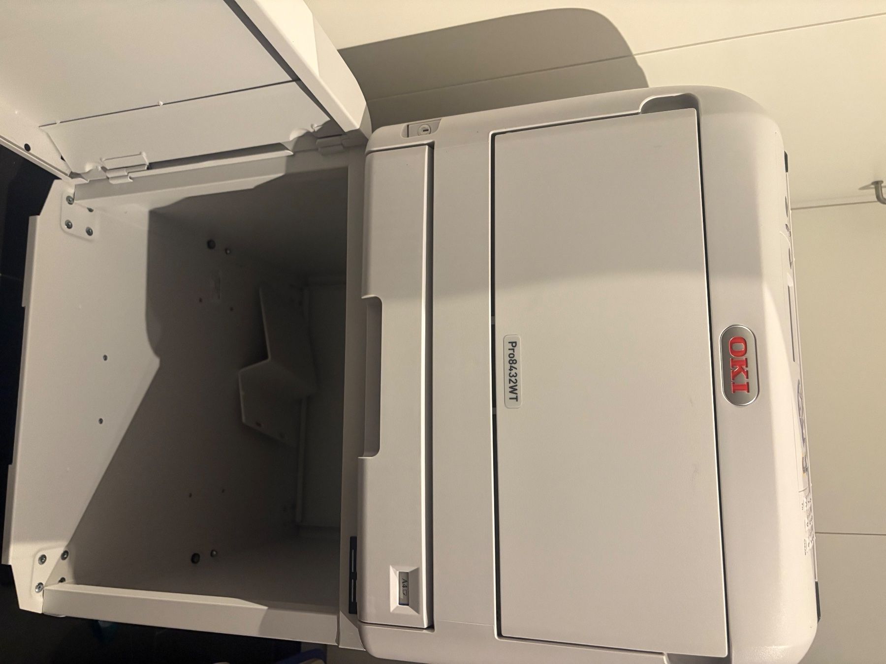 Oki Stampanti: OKI Pro8432WT Weisstonerdrucker – Usato da Uznach venduto da rak_s2xj 3