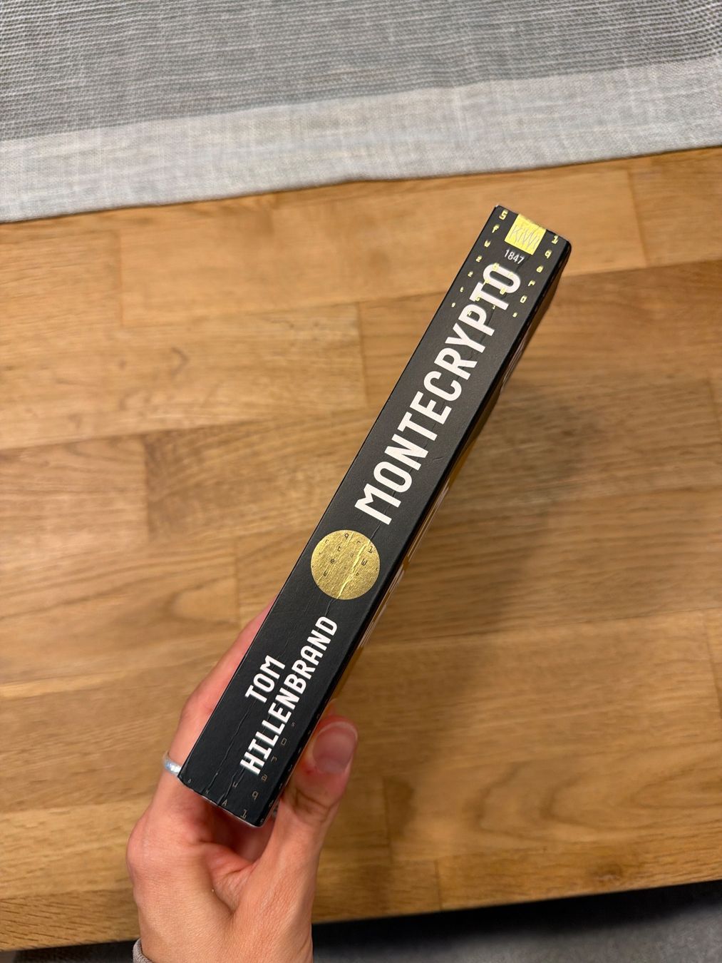 Livres: Buch Montecrypto Tom Hillenbrand – D'occasion à Brunnen par Moona22 1