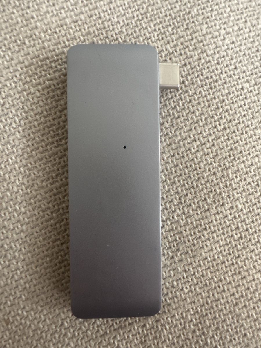 Satechi Hubs & Switches: Satechi USB-C Hub mit 2x USB-A Anschlussen/SD Kartenlese – Gebraucht aus Laupen BE von atina80