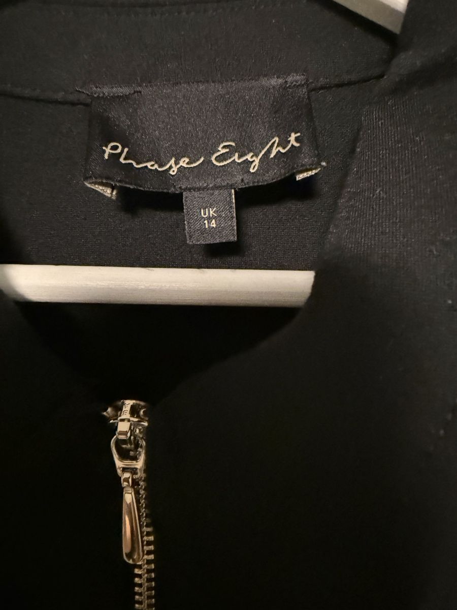 Phase Eight Tute: Phase Eight Jumpsuit schwarz, Gr. 42, – Usato da Füllinsdorf venduto da had_kv5k 1