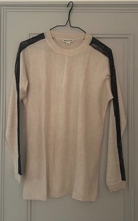 Pulli von Whistles mit eingesetzter Spitze,  Butterfly cut
