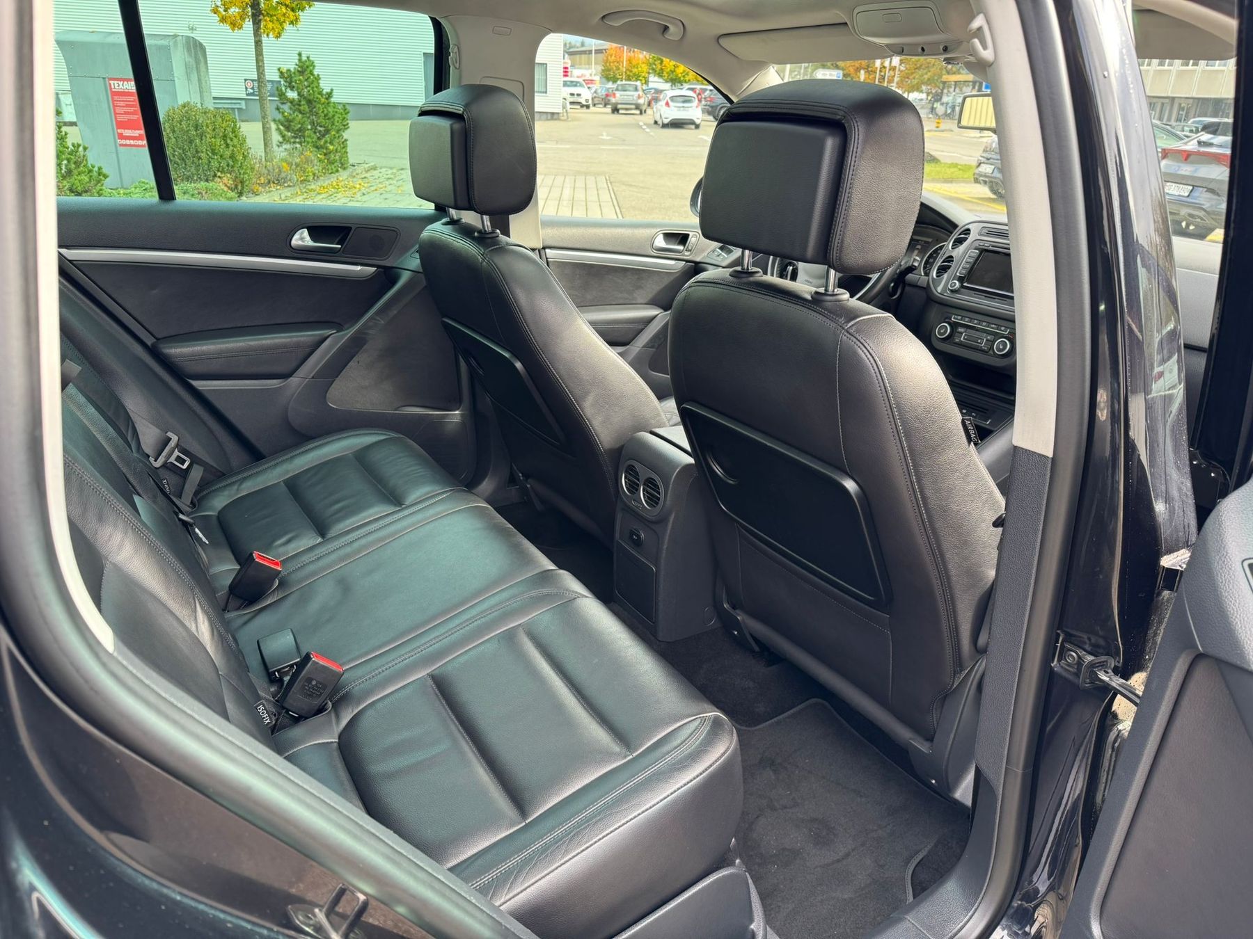 VW Automobili: VW Tiguan 2.0 TSI 4Motion – Usato da Gossau SG venduto da res_jt79 7