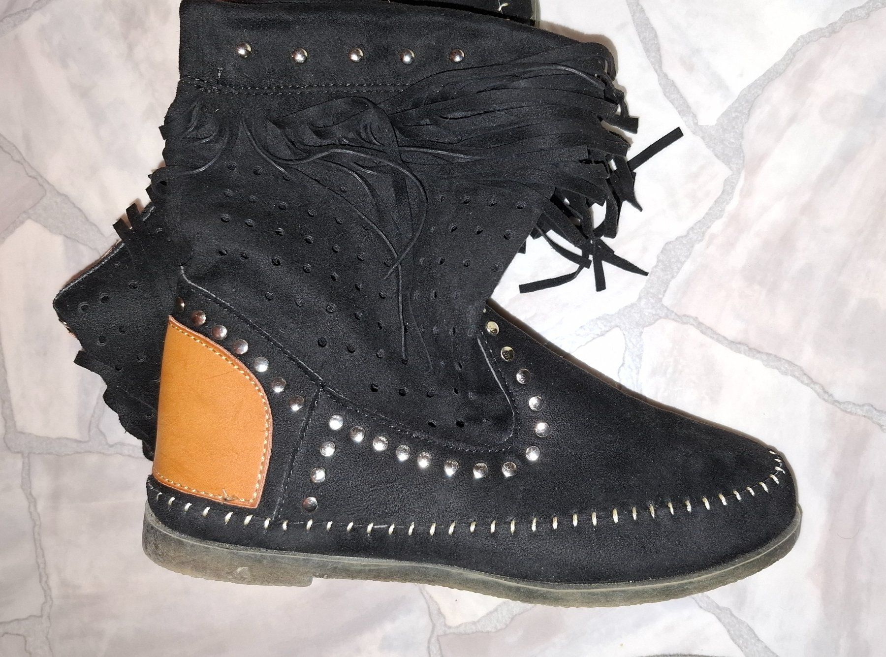 Scarpe da donna: Schwarze Fransenstiefel, Grösse 38 – Nuovo (secondo la descrizione) da Plagne venduto da Reticulum01 7
