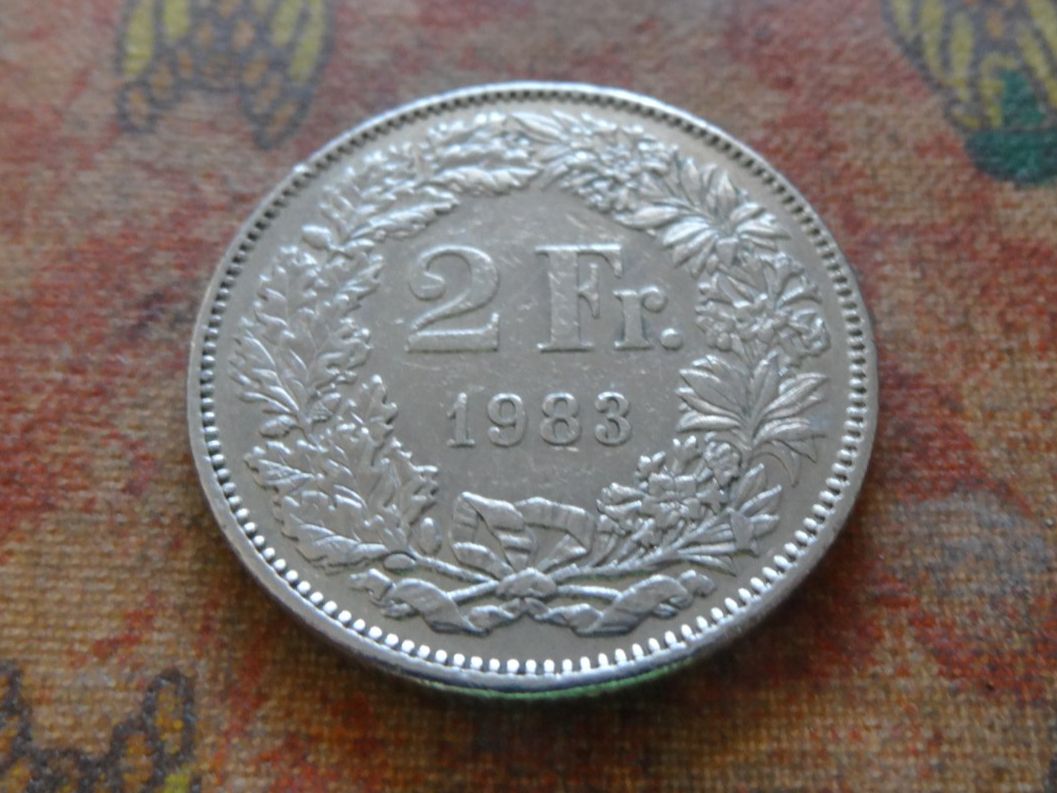 Alle Münzen: 2 Fr. 1983 – Gebraucht aus Romanel-sur-Lausanne von Swift13