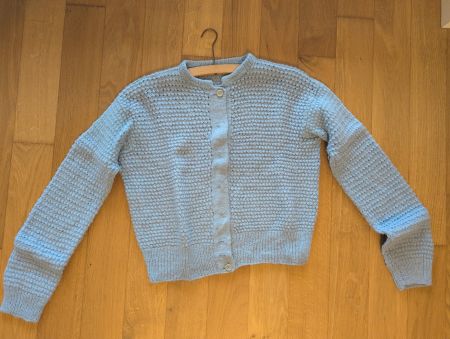 Warme Strickjacke in Hellblau, Grösse S