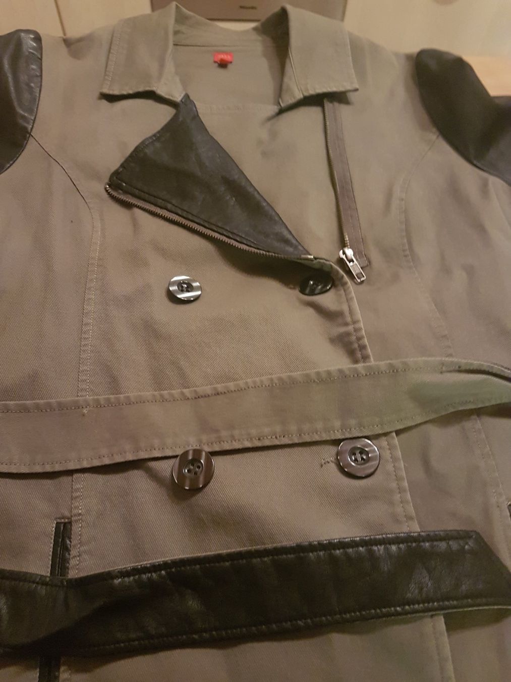 Jacken: Veste taille 44 marque Miss Captain 97% coton – Gebraucht aus Villiers von san_jn5w 1