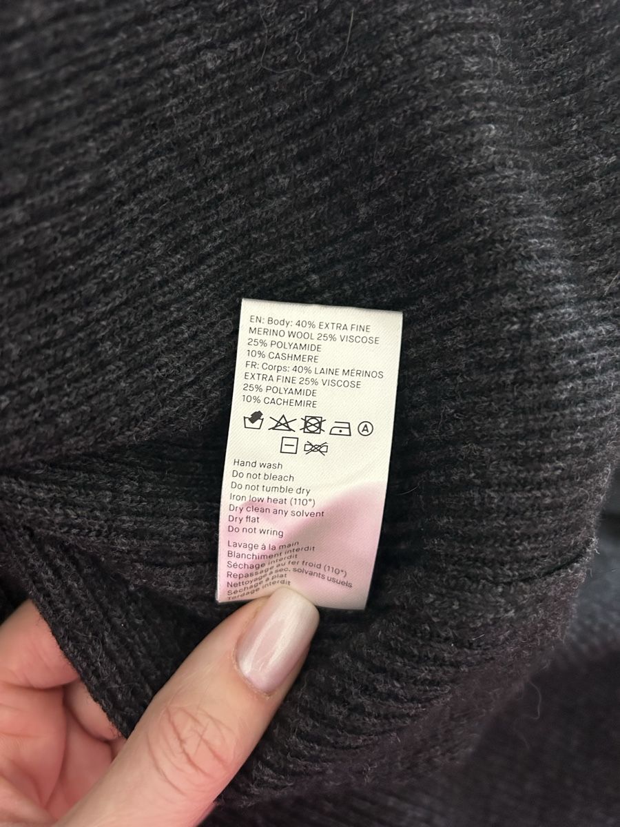 Nanushka Vestiti: Nanushka robe – Nuovo e nell'imballaggio originale da La Croix (Lutry) venduto da fashionclub01 2