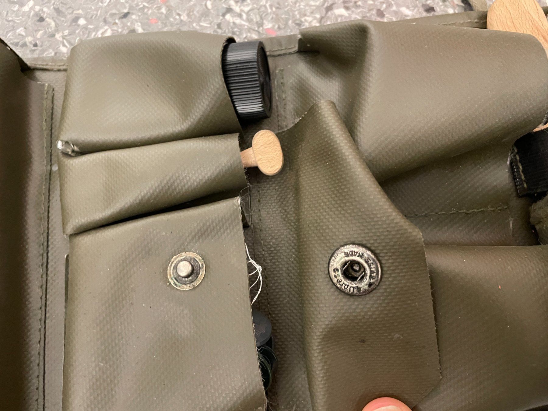 Schweizer Armee Altro in  Abbigliamento & Accessori: Schuhputzzeug – Usato da Frauenfeld venduto da mulbf 2