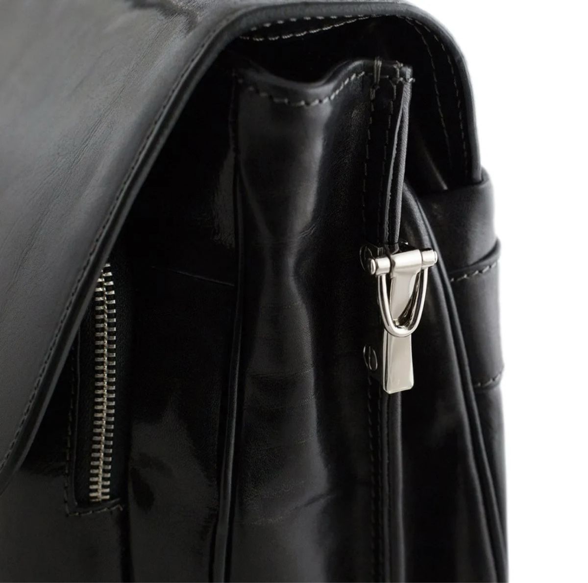 Koffer & Taschen: Aktentasche aus Leder Nyse – Neu und originalverpackt aus Wittenbach von WWW.DRILUBAGS.CH 3