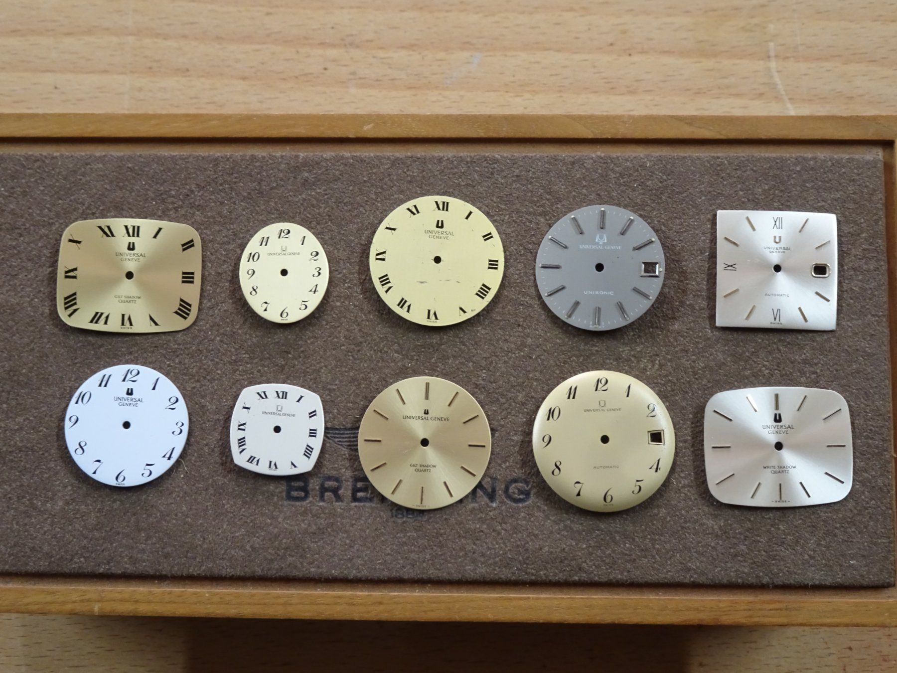 Universal Genève Orologi: Universal Geneve Zifferblätter – Usato da Winterthur venduto da Sintoras01