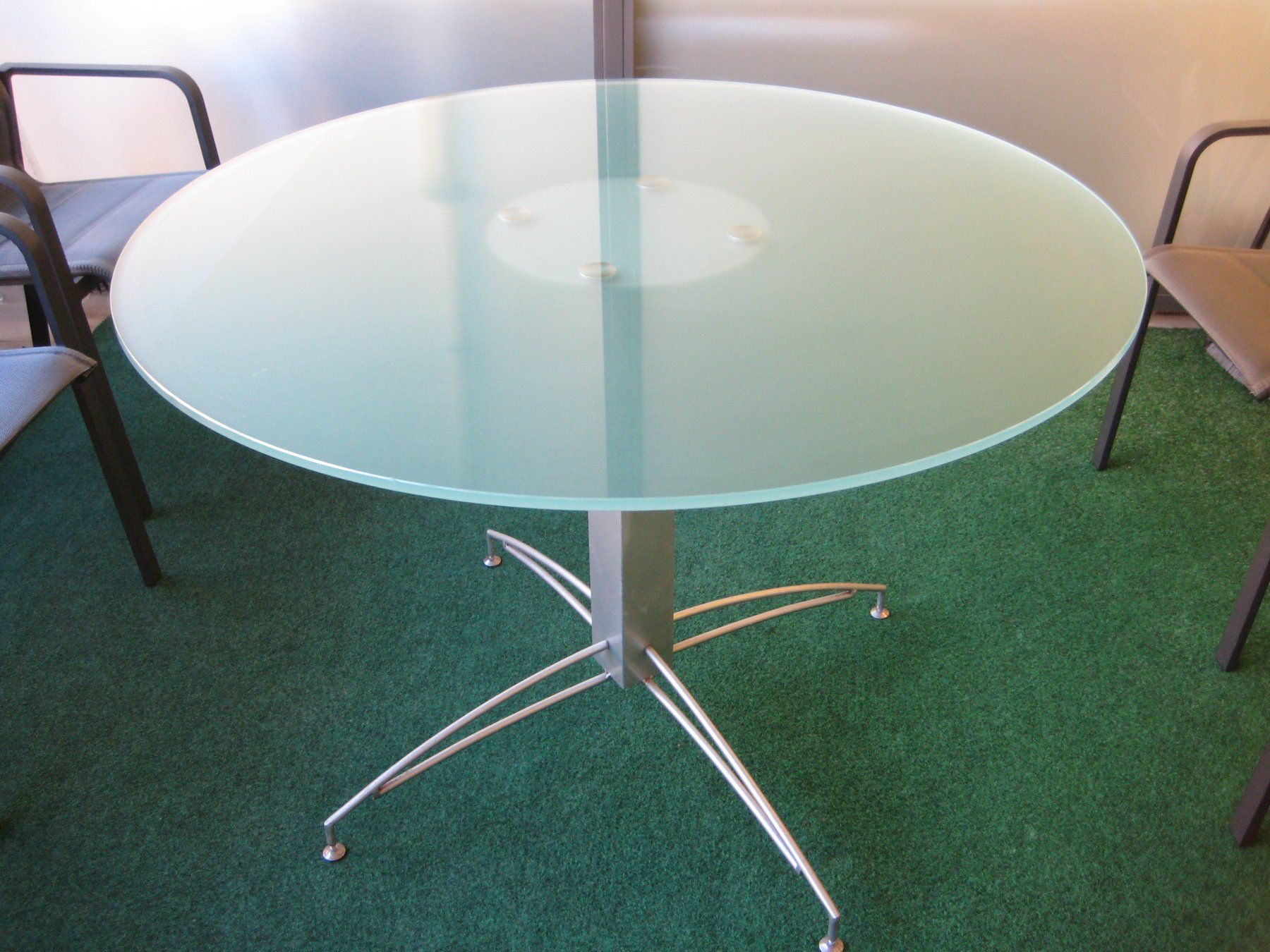 Tische: Glas-Gartentisch – Gebraucht aus Niederwangen BE von Urs012