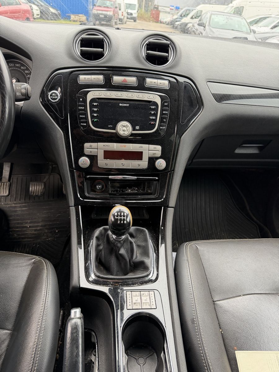 Ford Autos: Ford Mondeo 2.0 TDCi 2010 – Défectueux à Mollis par BSL10 6
