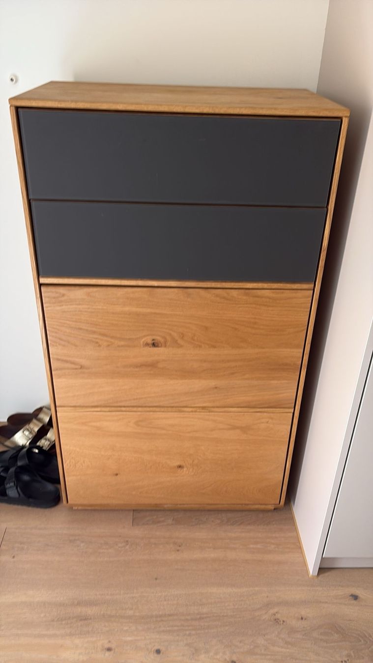 Cassettiere: Schuhschrank Avanti Eiche massiv – Usato da Eschenbach LU venduto da ocean_wave 1