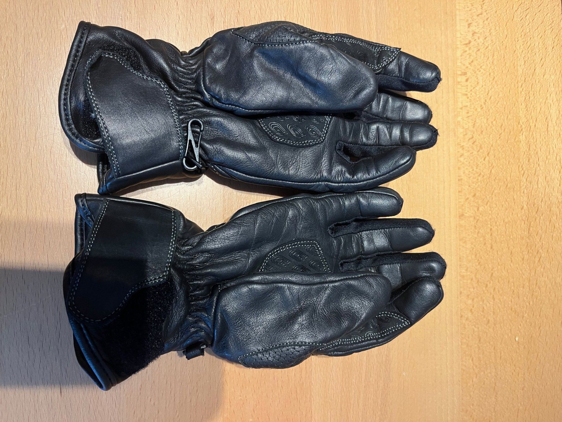 Guanti & manicotti: Damen Motorrad Handschuhe – Usato da Buchs ZH venduto da salsasweetie 1