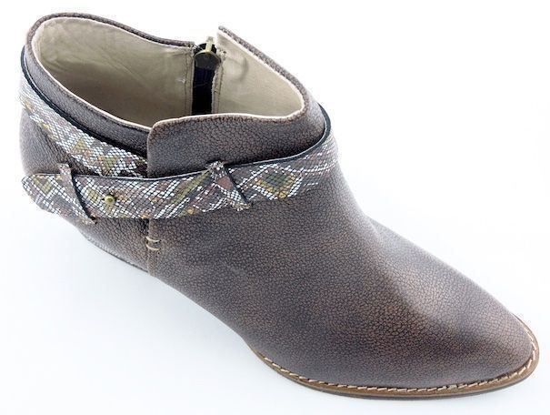 Damenschuhe: Damen Leder Stiefeletten Grösse 38 – Neu und originalverpackt aus Rengg von Colomo 4