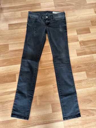 Diesel Skinzee-Low Jeans Gr. W24 L 30 Low Waist