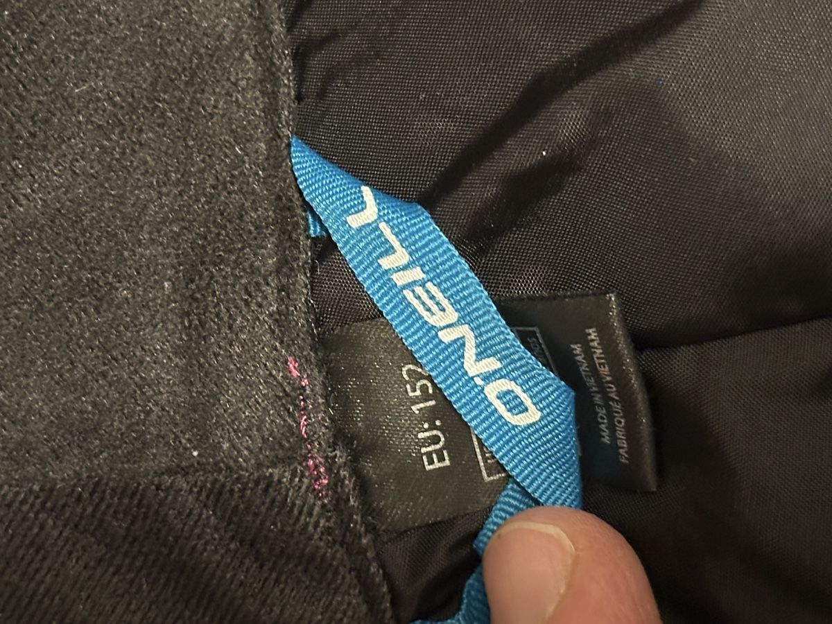 O'Neill Hosen: Skihose O'Neill Grösse 152 – Gebraucht aus St. Gallen von Ellly 1
