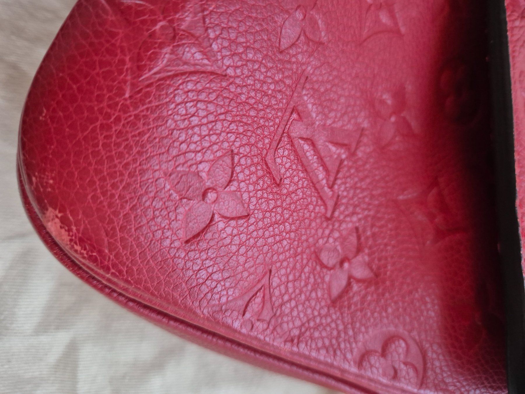 Louis Vuitton Taschen für Damen: Louis Vuitton Tasche Metis Monogram Empreinte rot – Gebraucht aus Winterthur von vabit_9 5
