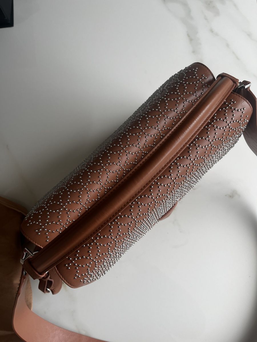 Alaia Borse da donna: Sac Alaïa Clous – Usato da Cologny venduto da PINKCLOSET 4