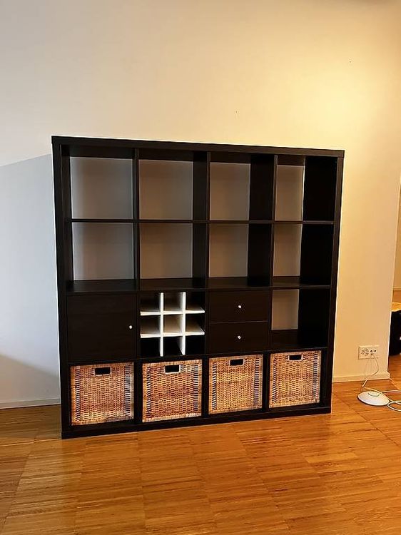 Turen Fur Expedit