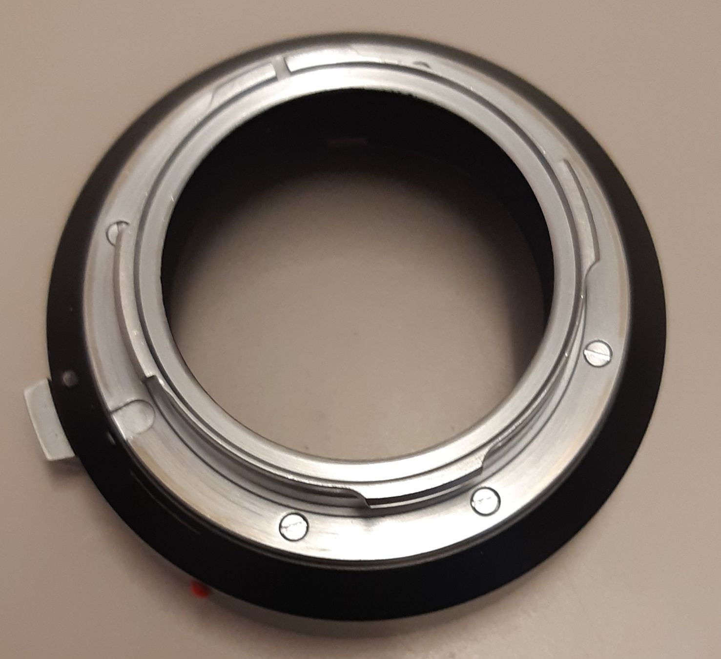 Leitz Adattatori foto: Leitz Adapter 22228-500934 mit Front- und Rückdeckel – Usato da Biel/Bienne venduto da Jumajo 2